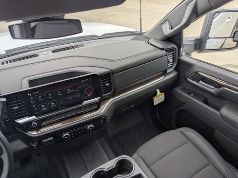 New 2026 GMC Sierra 2500 SLE w/ Preferred Package image 20