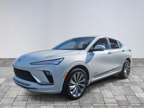 Used 2025 Buick Envista Avenir image 3