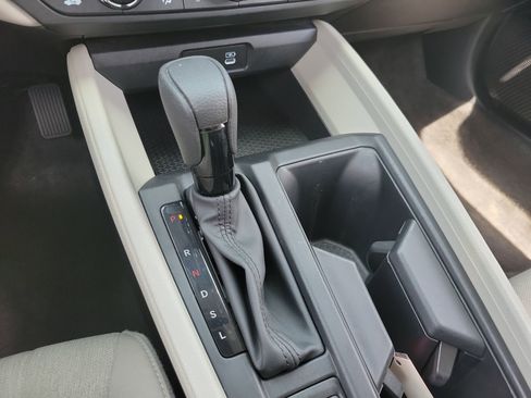 Used 2024 Honda Accord EX image 25