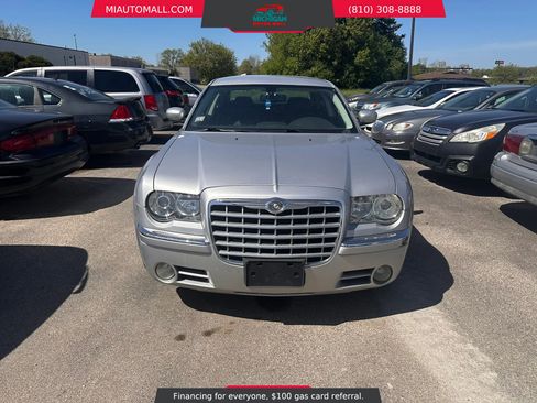 Used 2008 Chrysler 300 Limited w/ Protection Group AWD/4WD image 2