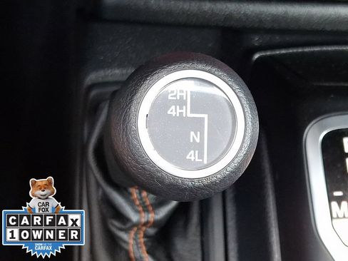 Used 2021 Jeep Gladiator Mojave AWD/4WD image 23