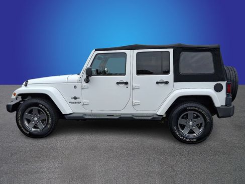 Used 2013 Jeep Wrangler Unlimited Sport AWD/4WD image 7