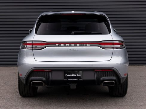 Used 2025 Porsche Macan image 6