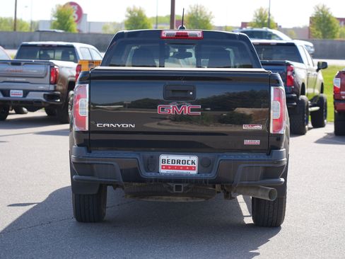 Used 2016 GMC Canyon SLE w/ All Terrain Package AWD/4WD image 4