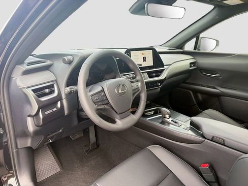 New 2026 Lexus UX 300h FWD image 25