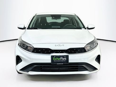 Used 2024 Kia Forte LXS FWD image 2