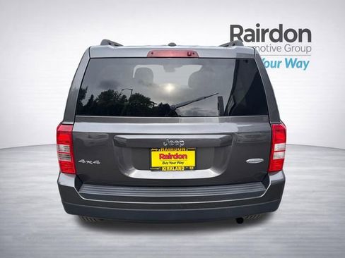 Used 2014 Jeep Patriot Latitude w/ Sun/Sound Group AWD/4WD image 6