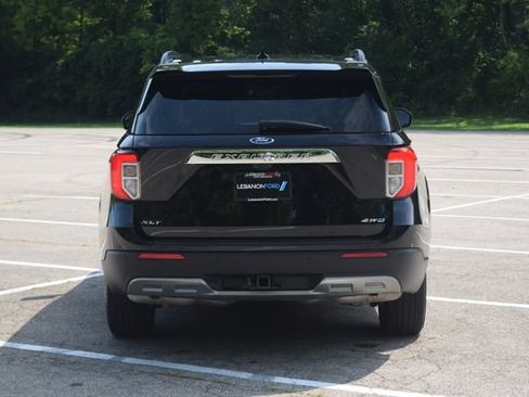 Used 2023 Ford Explorer XLT w/ Equipment Group 202A AWD/4WD image 26