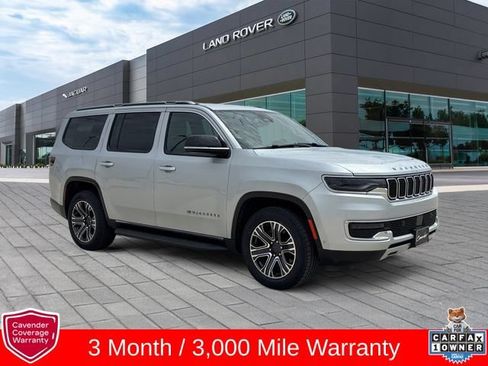 Used 2023 Jeep Wagoneer Series II w/ Flexible Seating Group AWD/4WD image 7
