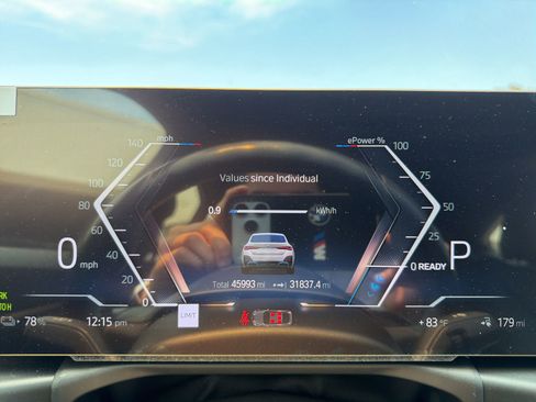 Certified 2023 BMW i4 eDrive40 w/ M Sport Package RWD image 7
