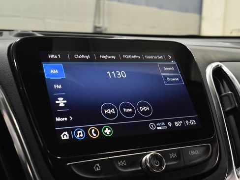 Used 2023 Chevrolet Equinox Premier FWD image 19