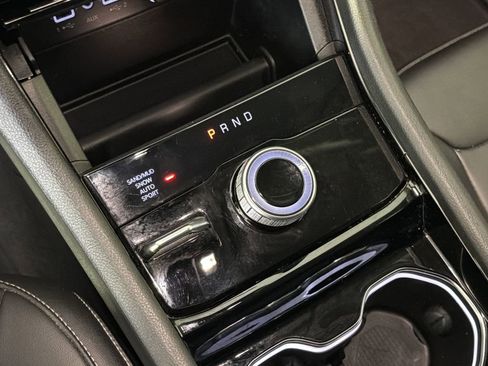 Used 2023 Jeep Grand Cherokee Limited image 24