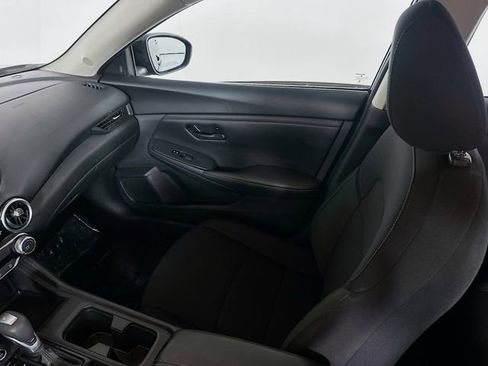 Used 2025 Nissan Sentra S image 22