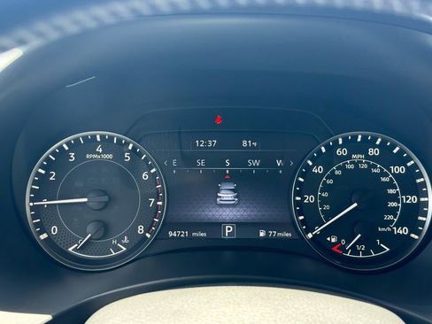 Used 2021 Nissan Armada SV RWD image 8
