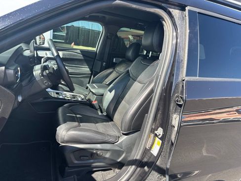 Used 2022 Ford Explorer ST w/ Equipment Group 401A AWD/4WD image 7