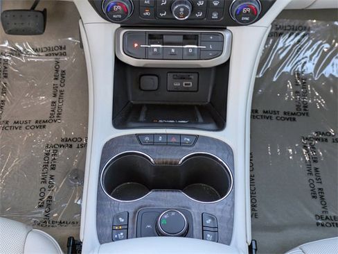 Used 2023 GMC Acadia Denali w/ Denali Ultimate Package image 21