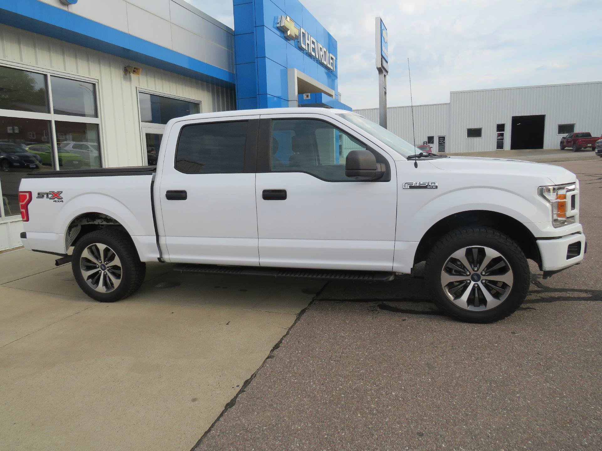 Used 2019 Ford F150 XL w/ Equipment Group 101A Mid AWD/4WD image 13