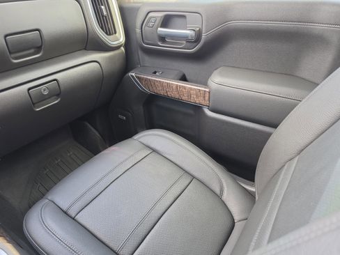 Used 2021 GMC Sierra 1500 Denali w/ Denali Ultimate Package AWD/4WD image 18
