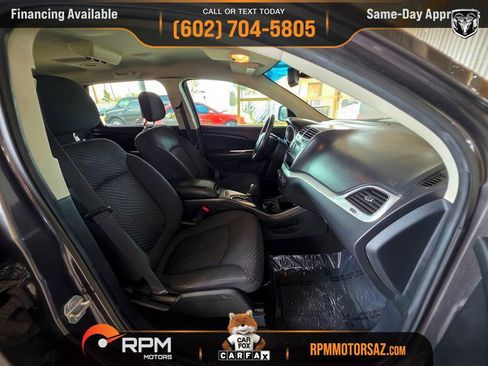 Used 2018 Dodge Journey SXT w/ Connectivity Group image 13