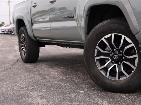 Certified 2023 Toyota Tacoma TRD Sport w/ TRD Premium Sport Package AWD/4WD image 3