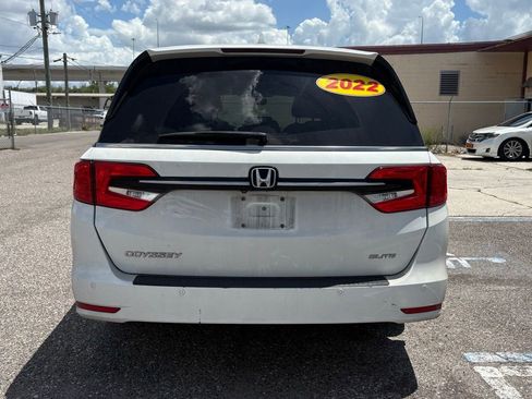 Used 2022 Honda Odyssey Elite image 4