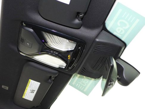 Certified 2023 BMW X4 xDrive30i w/ Convenience Package image 17