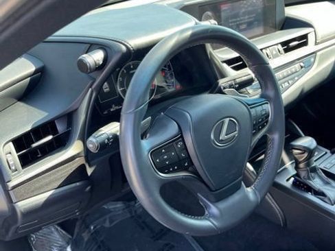 Used 2019 Lexus ES 350 w/ Accessory Package 2 FWD image 13