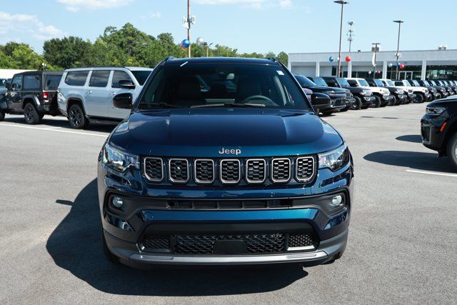 New 2026 Jeep Compass Latitude AWD/4WD image 2