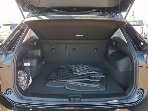 Used 2025 Volkswagen Tiguan S AWD/4WD image 28