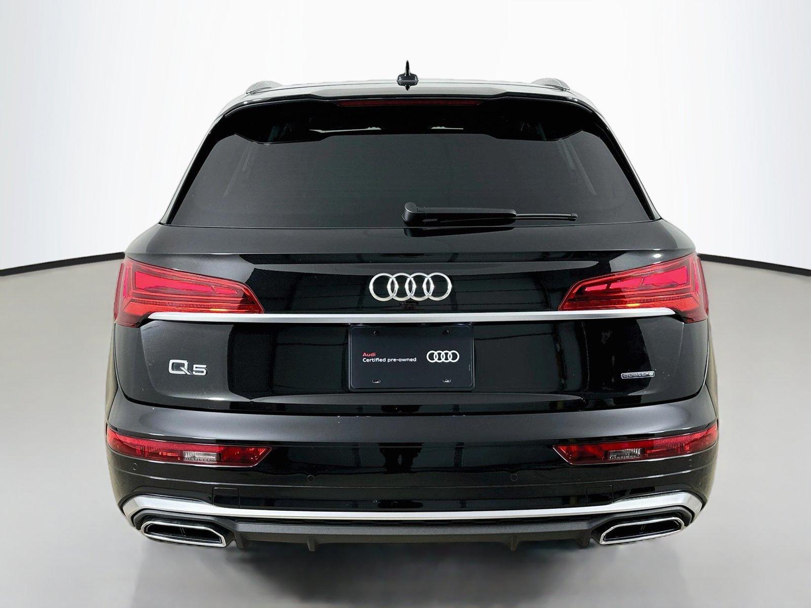 Certified 2024 Audi Q5 e Premium Plus AWD/4WD image 6