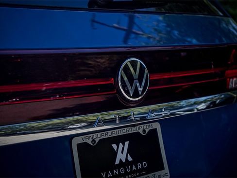 New 2026 Volkswagen Atlas SE image 9