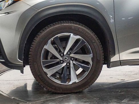 Used 2019 Lexus NX 300 image 9