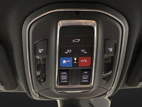 New 2026 Jeep Grand Cherokee Altitude AWD/4WD image 27