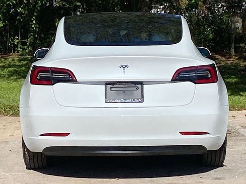 Used 2023 Tesla Model 3 Standard Range image 6