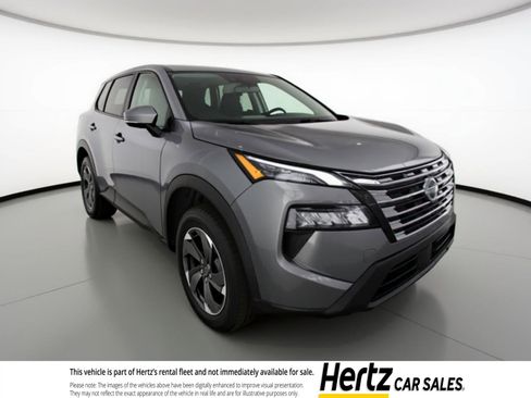 Used 2025 Nissan Rogue SV image 1