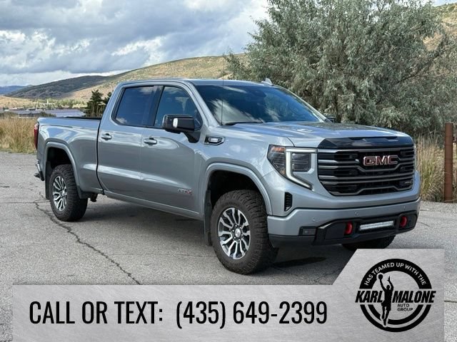 Used 2025 GMC Sierra 1500 AT4 w/ Technology Package AWD/4WD image 8