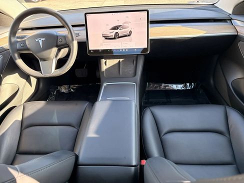 Used 2023 Tesla Model 3 Standard Range RWD image 5