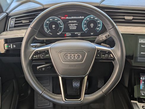 Used 2024 Audi Q8 e-tron Premium Plus w/ Premium Plus Package AWD/4WD image 25