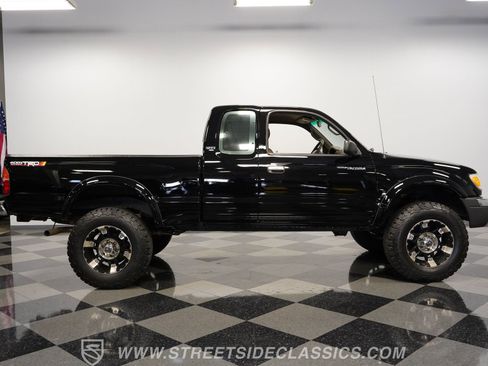 Used 1998 Toyota Tacoma 4x4 w/ SR5 Package image 14