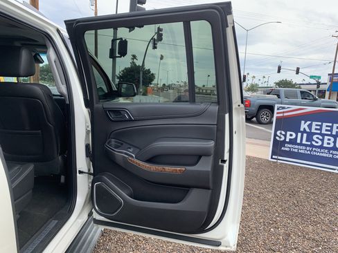 Used 2015 Chevrolet Suburban LTZ image 34