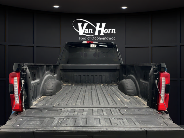 Used 2023 Ford F250 Lariat w/ Lariat Ultimate Package AWD/4WD image 25