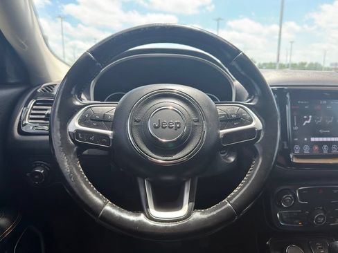 Used 2019 Jeep Compass Limited AWD/4WD image 16