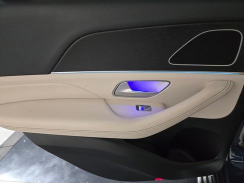 Used 2024 Mercedes-Benz GLE 350 4MATIC image 19