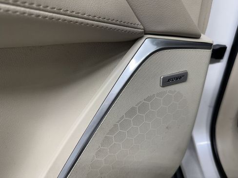 Used 2017 Cadillac Escalade ESV Premium Luxury w/ LPO, Radiant Package image 26