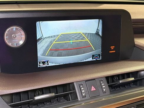 Used 2019 Lexus ES 350 w/ Premium Package image 27