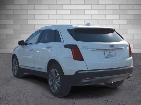 Used 2025 Cadillac XT5 Premium Luxury image 3