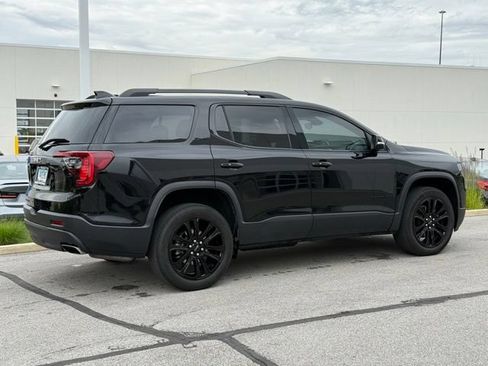Used 2023 GMC Acadia SLE w/ Driver Convenience Package FWD image 3