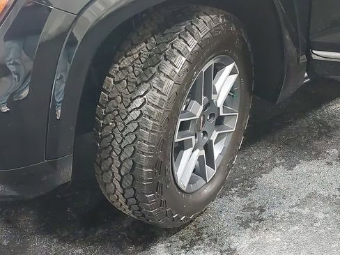 New 2026 GMC Terrain AT4 w/ Technology Package II image 34