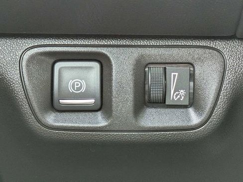 Used 2017 GMC Acadia SLE w/ Driver Alert Package I AWD/4WD image 25
