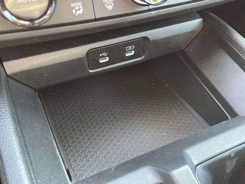 Used 2024 Honda Accord EX image 26